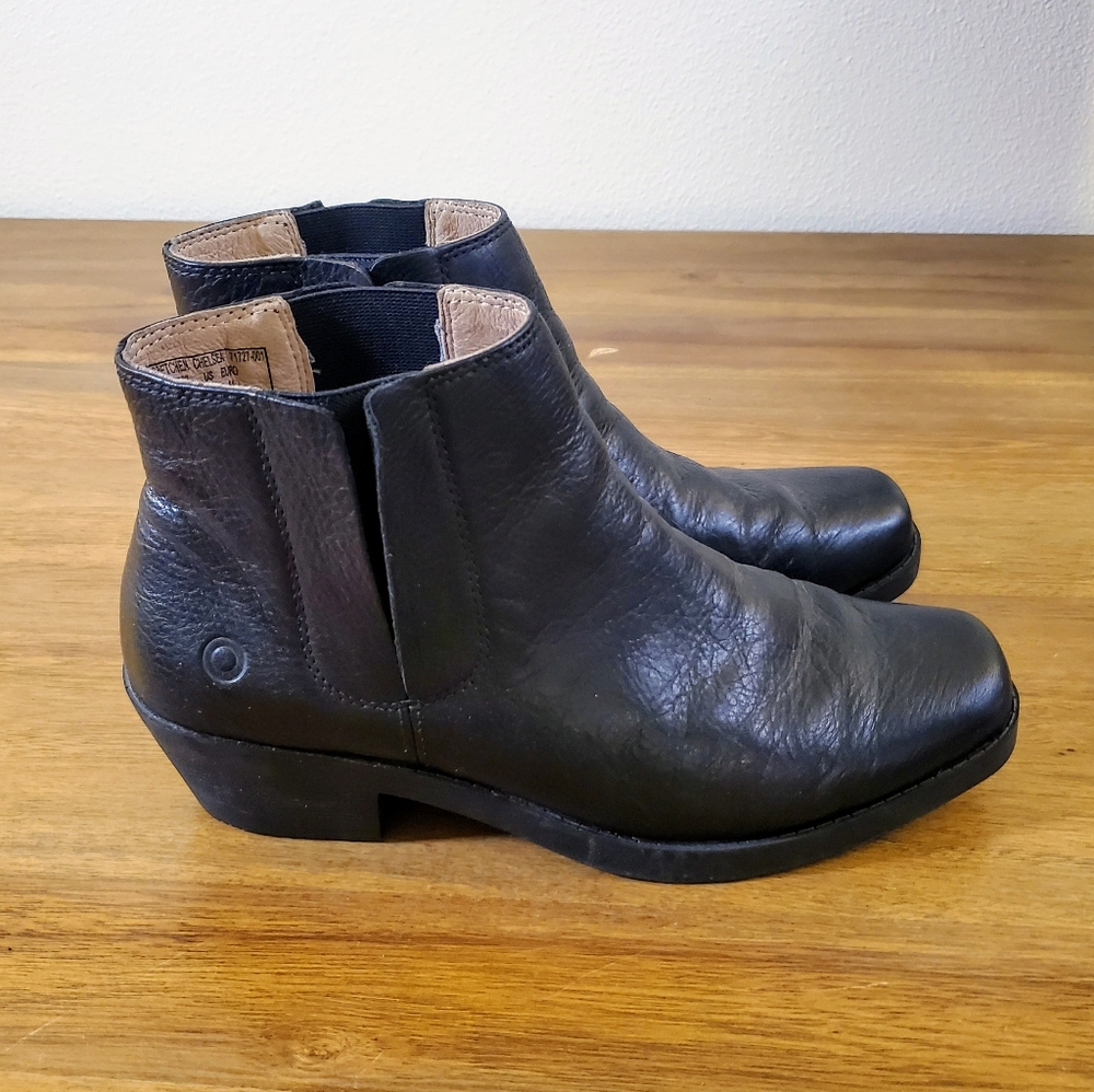[Bogs] Black Leather Booties Square Toe Sm…